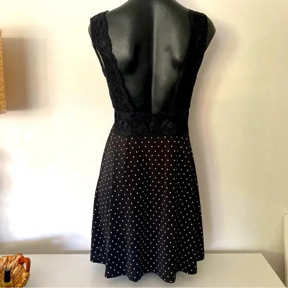 Peter Alexander nighty sz S Great Condition - Picture 2 of 3